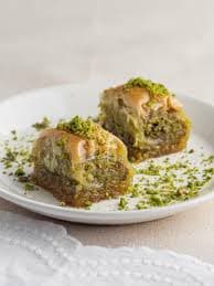 2 Pieces Picasso Baklava